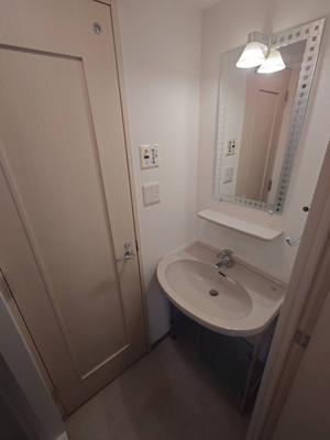 【洗面所】 | ガラ・ステーション岩本町ノース