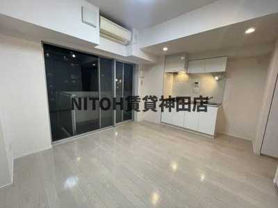 【寝室】 | イースト秋葉原