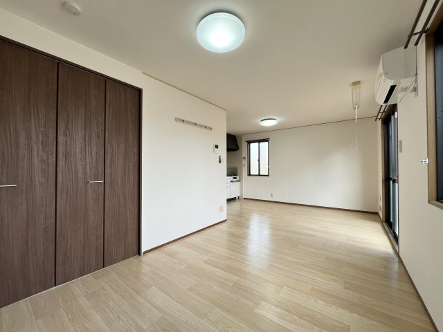 プレミールの居間・リビング