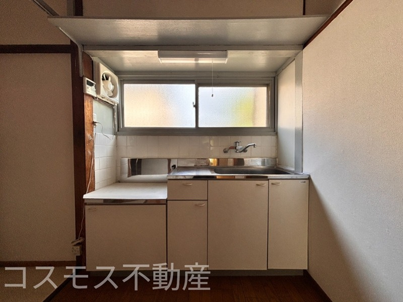 一宮H邸貸家のキッチン