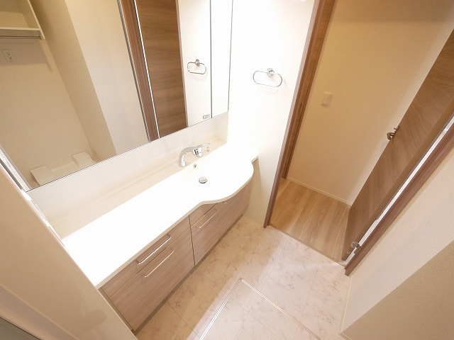 吉勇の独立洗面台