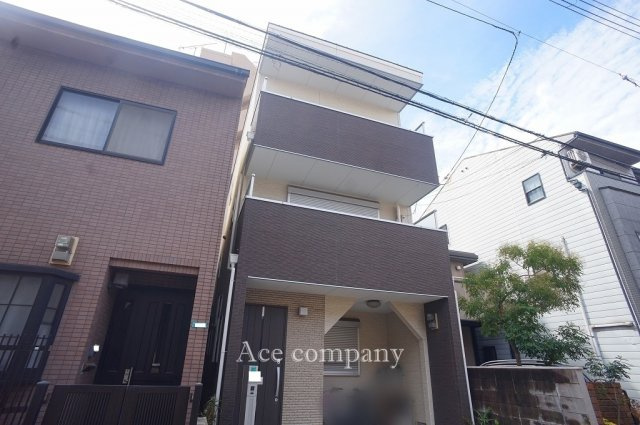 【外観】 | 平野区平野本町5丁目 | 【最寄駅徒歩5分！平成22年築☆2WAYアクセス可能です♪】ローン返済目安：月々約109216円（頭金0円、変動金利0.875％、返済期間35年、ボーナス払い無しで試算しています）