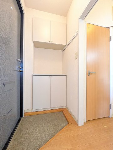 パークビューコートAの玄関