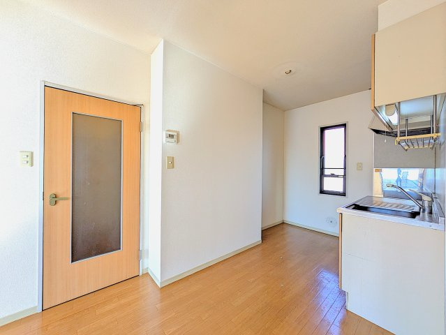 パークビューコートAの居間・リビング