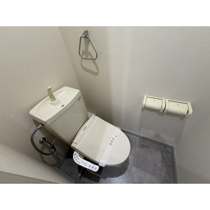 コンパクトで使いやすいトイレです