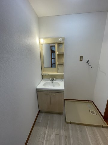 使いやすい独立洗面台です