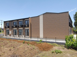 落ち着いた雰囲気の外観です