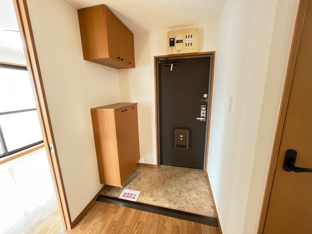 エメラルド・ノービレⅢの玄関