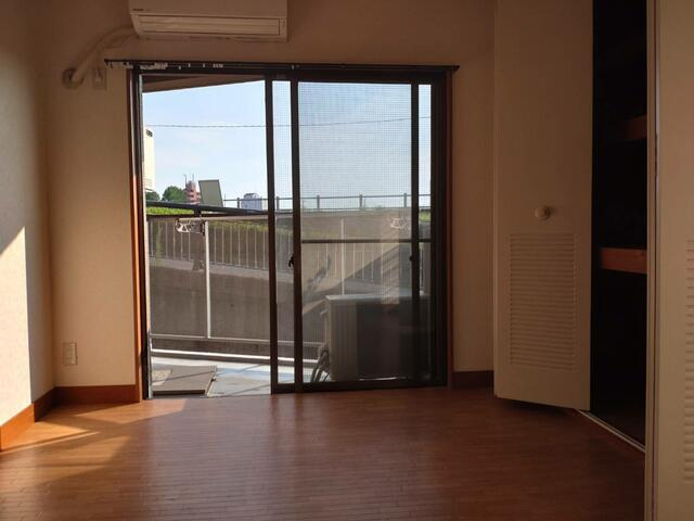 コスモ壹番舘の洋室|同建物参考写真