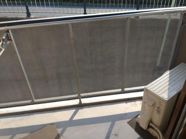 コスモ壹番舘のバルコニー|同建物参考写真