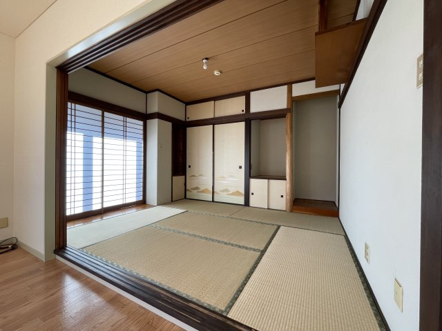 川崎市多摩区菅１丁目の賃貸マンションの和室