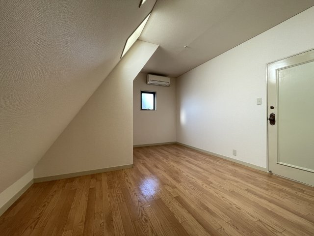 川崎市多摩区菅１丁目の賃貸マンションの洋室