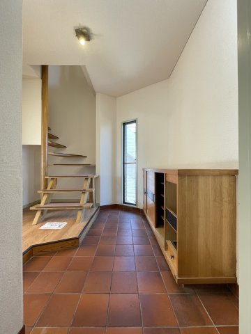 川崎市多摩区菅１丁目の賃貸マンションの玄関