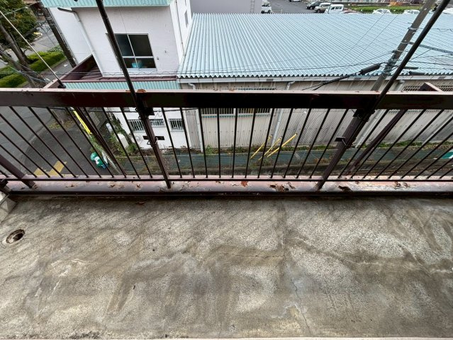 陽当たり良好なバルコニーです 