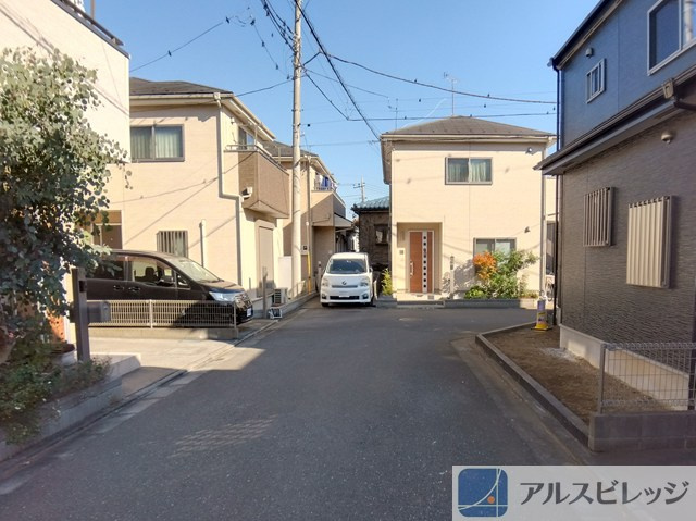 中古/新座市片山３丁目の前面道路含む現地写真|前面道路含む現地写真です