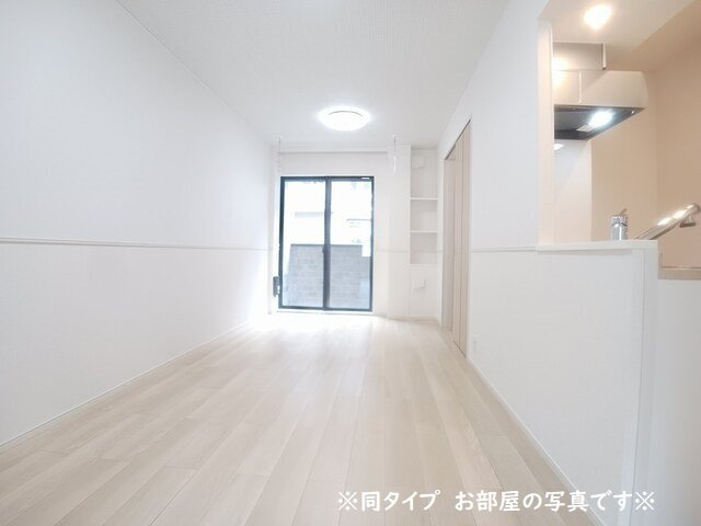 アルファードの居間・リビング