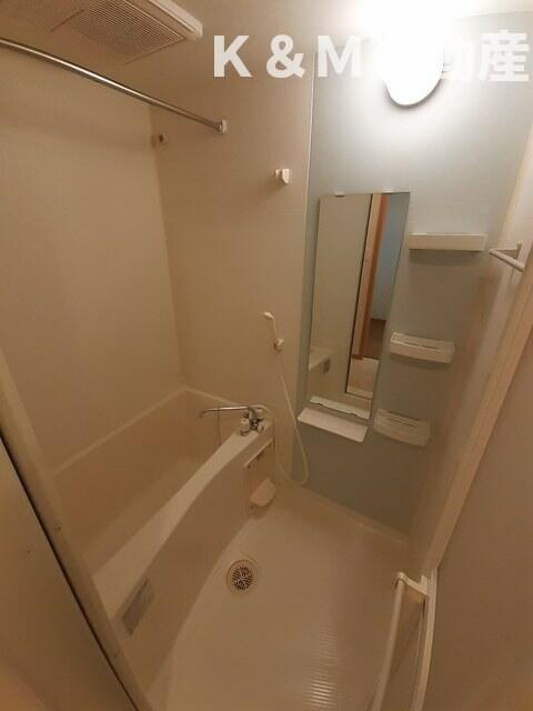 カーサ・アウローラの浴室|きれいなお風呂です