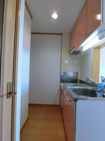 デフィ・チョーＡのキッチン|イメージ202号室の写真（反転あり）