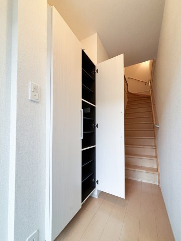 ベル　シェリルＢの収納