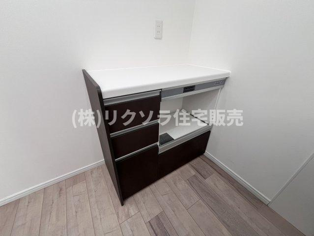 ローズハイツ香里園 3号棟の収納|カップボード付き
■物件内覧・資金計画相談・住宅ローン相談、リフォーム相談、お問合せ受付中■
※当日・翌日のご内覧、ご相談はお電話でのお問合せがスムーズです！