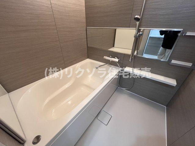 ローズハイツ香里園 3号棟の浴室|浴室乾燥機付き
■物件内覧・資金計画相談・住宅ローン相談、リフォーム相談、お問合せ受付中■
※当日・翌日のご内覧、ご相談はお電話でのお問合せがスムーズです！