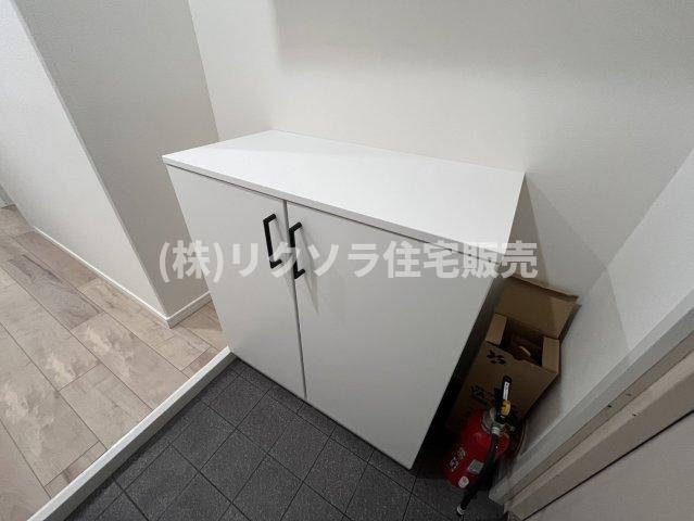 ローズハイツ香里園 3号棟の収納|シューズボックス
■物件内覧・資金計画相談・住宅ローン相談、リフォーム相談、お問合せ受付中■
※当日・翌日のご内覧、ご相談はお電話でのお問合せがスムーズです！