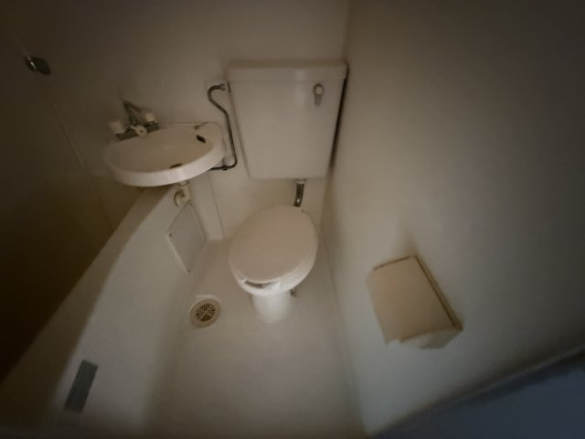 コートヴィレッジ服部のトイレ