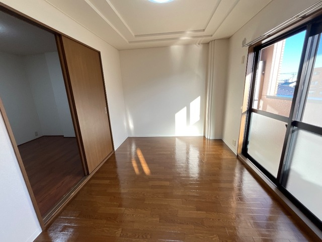 マロンステージＡ棟の居間・リビング