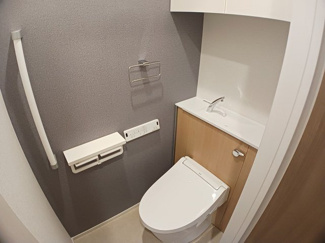 【トイレ】 | エピナールカスミガウラＡ | ゆったりとした空間のトイレです