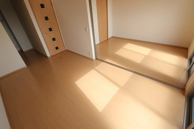 【居間・リビング】 | ラシュレ | 居間です