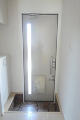 【玄関】 | シャーメゾンロイヤルオークス | 同間取り別部屋写真です。