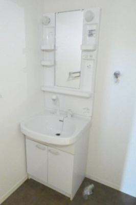【洗面所】 | シャーメゾンロイヤルオークス | 同間取り別部屋写真です。