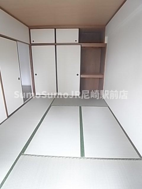 プルミエール塚口の寝室|落ち着いて過ごせるお部屋なので、寝室にいかがでしょうか