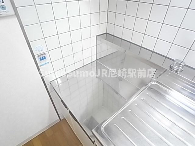 プルミエール塚口のキッチン|コンパクトなキッチンで掃除もラクラク