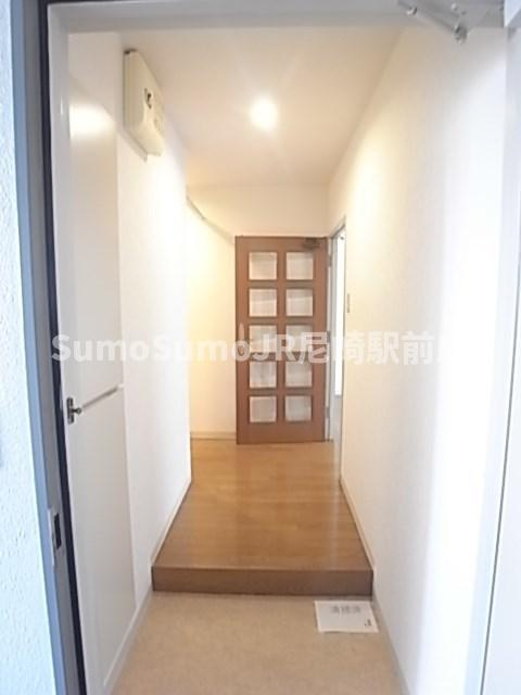 プルミエール塚口の玄関|ゆったりとした玄関です