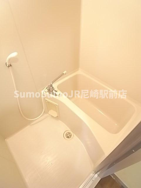 プルミエール塚口の浴室|日々の暮らしに欠かせないお風呂です