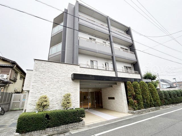 【現況写真】 | BELISTA城北中央公園 | 前面道路と外観の様子です。～即日のご見学可能～　お問合せはお気軽にどうぞ。
