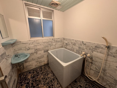 【浴室】 | サンゴールドマンション行橋