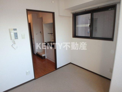 【寝室】 | スカイヒルズ羽田 | 落ち着いた色調の寝室です