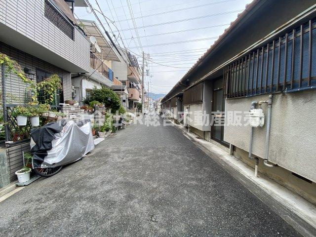 新池島町3丁目中古戸建の前面道路含む現地写真|前面道路含む現地写真です