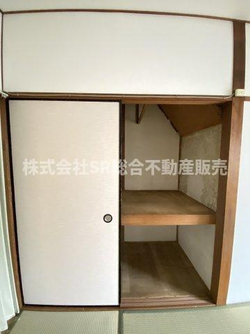 新池島町3丁目中古戸建の収納|全居室に収納があります！