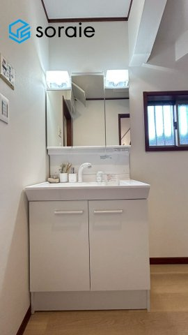 所沢市小手指南4丁目　中古戸建の独立洗面台|3/12 撮影