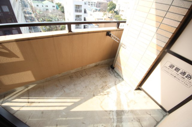 【バルコニー】
