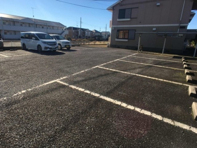 【駐車場】 | グレイスシャルム