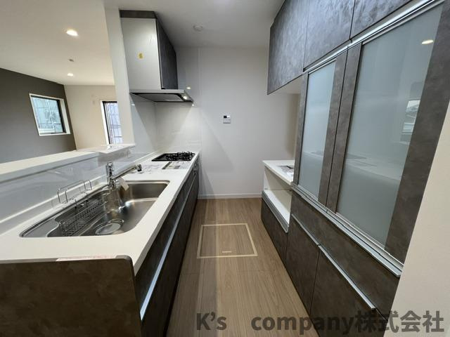 高座郡寒川町一之宮2丁目　新築戸建のキッチン|キッチンスペース♪パントリー付き◇◇