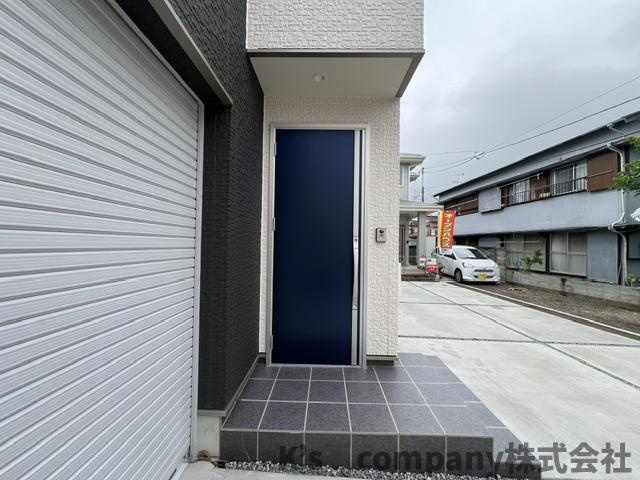 高座郡寒川町一之宮2丁目　新築戸建の玄関|玄関スペース☆
