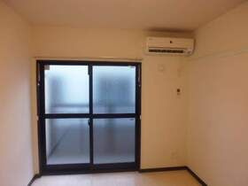 コンフォートの居間・リビング