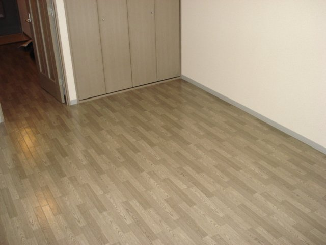 コンフォール柳田の内装|洋室