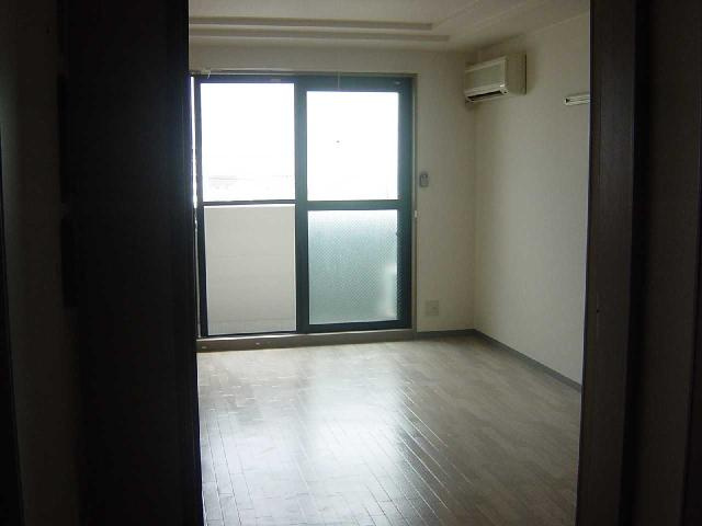 コンフォール柳田の内装|洋室