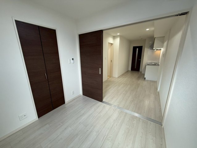 Veil Maison近大前の洋室